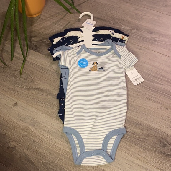 Carter’s 5 pack short- sleeve Bodysuits - Picture 2 of 7